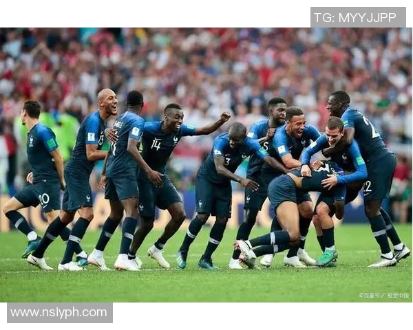 黑山与塞尔维亚上半场精彩对决分析与战术解析